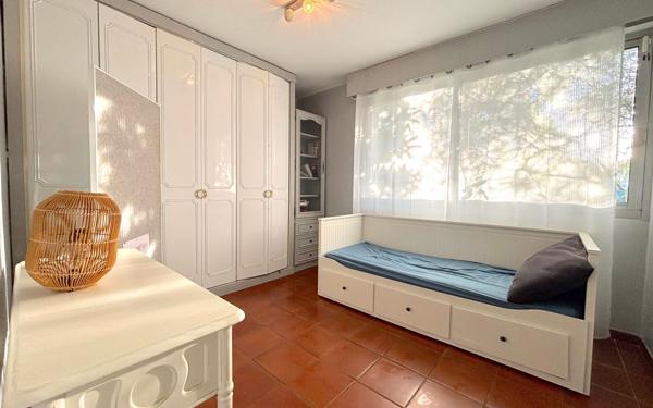 Maison à vendre    8 pièces • 377 m2 Ris-Orangis