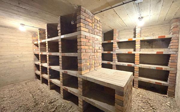 Maison à vendre    8 pièces • 377 m2 Ris-Orangis