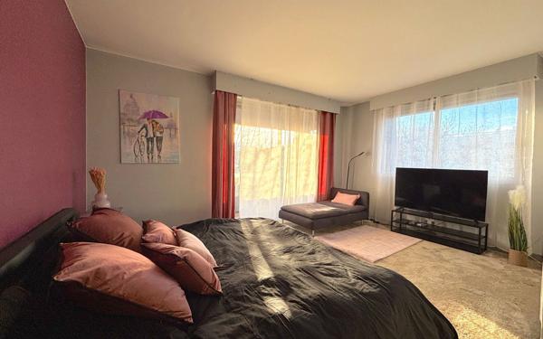 Maison à vendre    8 pièces • 377 m2 Ris-Orangis