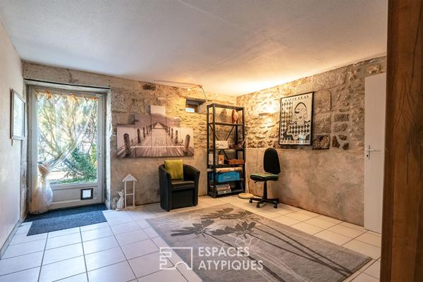 Maison familiale en pierre du XVIIIe proche du centre de Périgueux