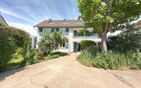 Maison à vendre    8 pièces •  Corbeil-Essonnes