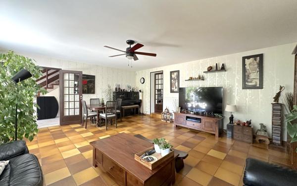 Maison à vendre    8 pièces •  Corbeil-Essonnes