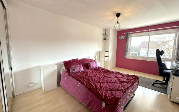 Maison à vendre    8 pièces •  Corbeil-Essonnes