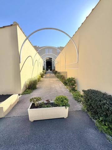 Vente Appartement 2 pièces 45 m2 à Fréjus