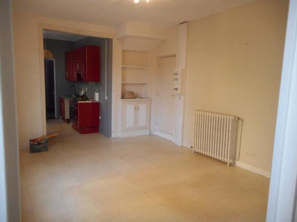 POUR INVESTISSEUR CENTRE VILLE IVRY LA BATAILLE 27540