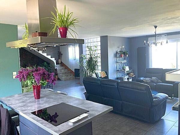 VILLA contemporaine à 25 mn d'AMIENS et de l'Hôpital (CHU) 298 000 €