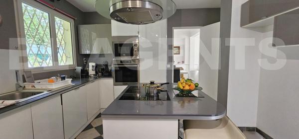 Maison FAMILIALE 140 m² sur SOUS-SOL total / 4 ch dont RDC / JARDIN 2300 m² / 15 min COULOMMIERS - 5