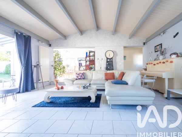 Maison à vendre 6 pièces 120 m² Nieul-sur-Mer