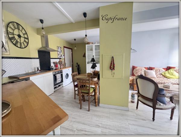 Appartement à vendre 3 pièces. Ascenseur. A coté de la gare RER + 1 place de stationnement