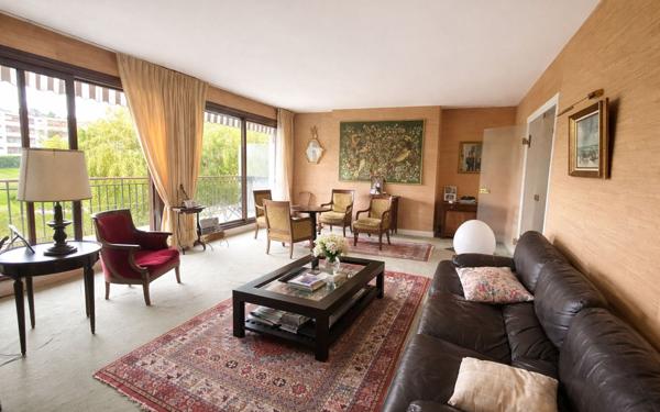 Appartement à vendre    6 pièces • 163,20 m2 Noisy-le-Roi