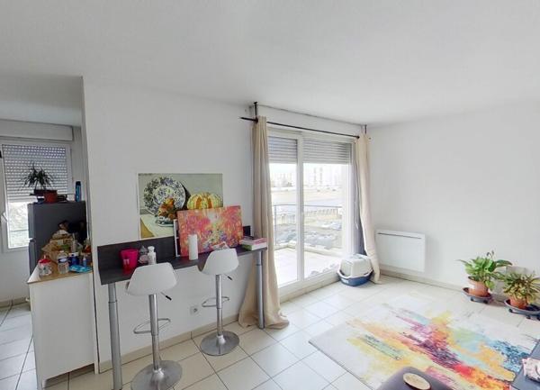 Appartement à vendre    3 pièces • 65 m2 Vénissieux