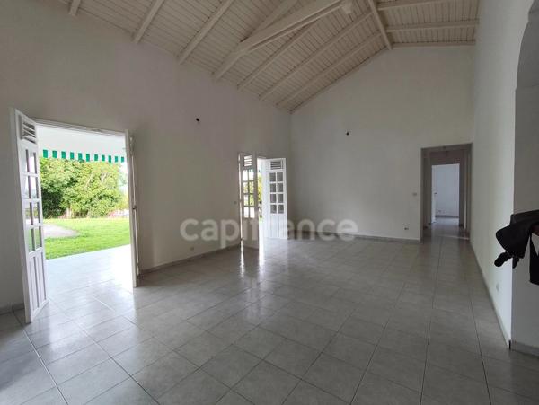 Maison à vendre 5 pièces ()