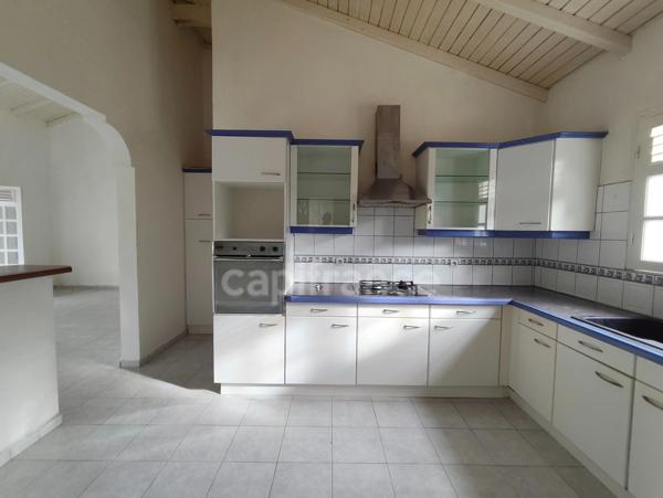 Maison à vendre 5 pièces ()