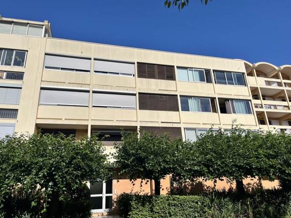 Appartement à louer 450 € CC Balaruc-les-Bains 1 pièce 21 m² DPE C