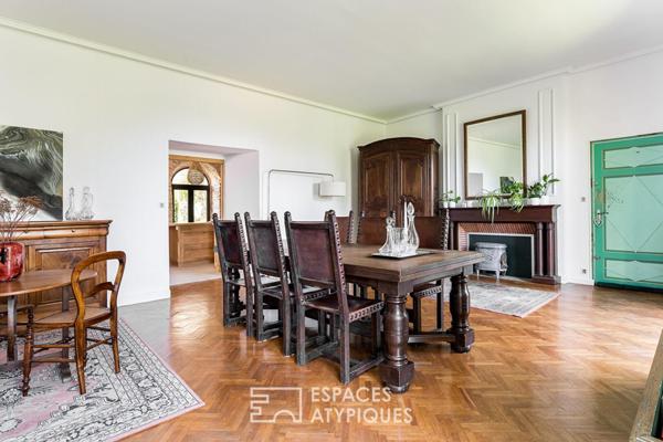 Maison de maître avec parc et dépendances