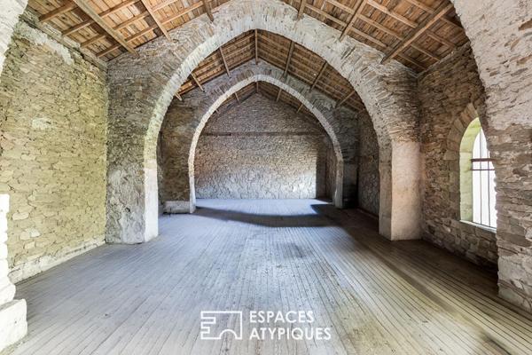 Maison de maître avec parc et dépendances