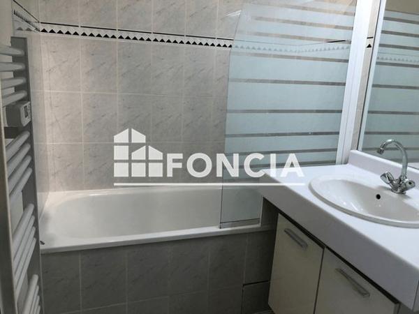 Location Appartement 2 pièces 32.16 m² - 116 AVENUE DES CAILLOLS Marseille 13012