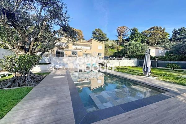 EXCLUSIVITE - Mougins Proche de l'accès A8 et des écoles et de Cannes