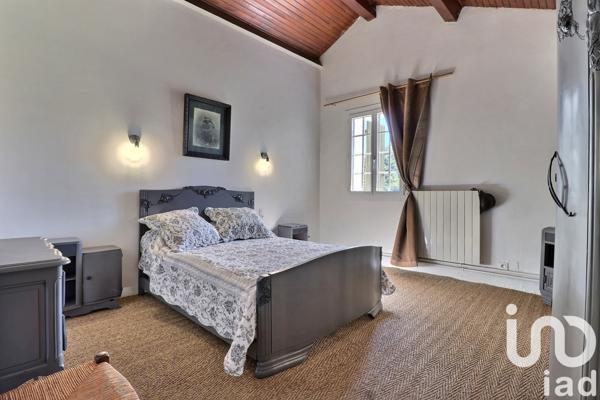 Maison à vendre 6 pièces 325 m² Barret-de-Lioure