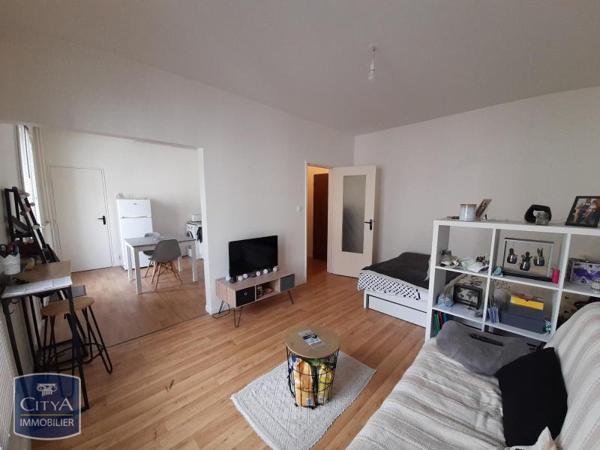 Appartement à louer 1 pièce 32.12m²