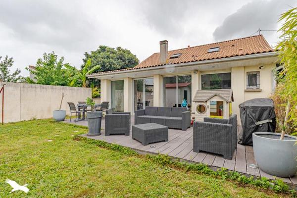 Maison à vendre 359 040 € Bordeaux 5 p 115 m² DPE C
