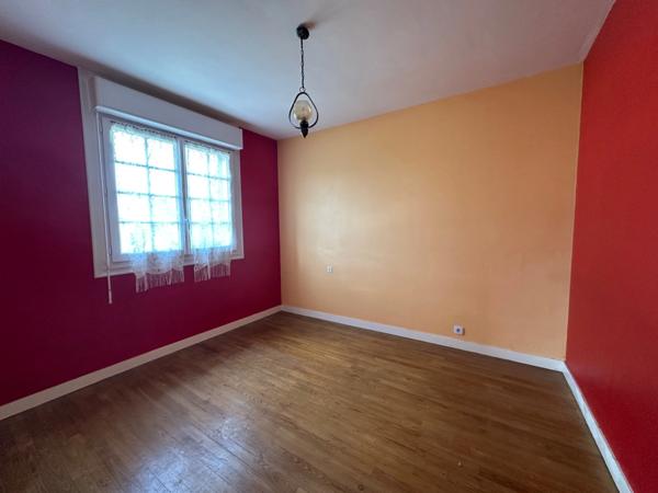 Maison à vendre 9 pièces (56)