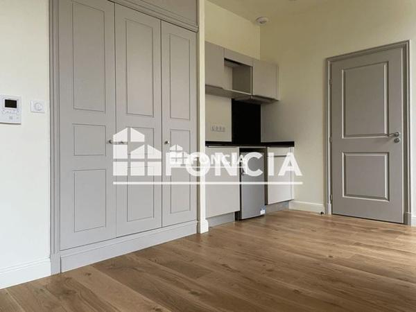 Location Studio 29.92 m² - 63 RUE THENARD Mulhouse 68100