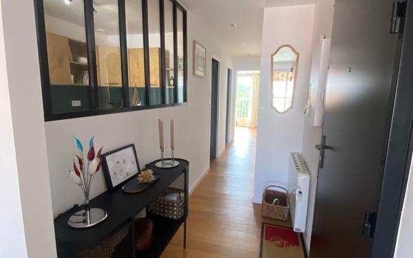 Appartement à vendre    3 pièces • 59,63 m2 Les Sables-d'Olonne