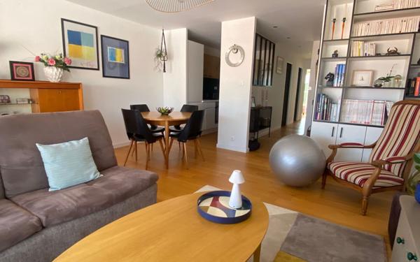 Appartement à vendre    3 pièces • 59,63 m2 Les Sables-d'Olonne