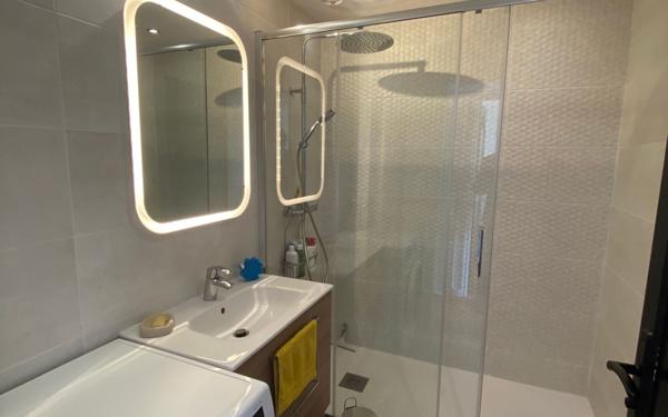 Appartement à vendre    3 pièces • 59,63 m2 Les Sables-d'Olonne