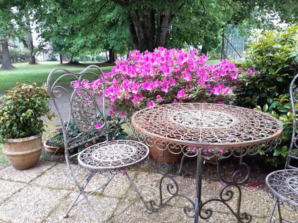 REMARQUABLE APPARTEMENT DANS DEMEURE DE CARACTERE