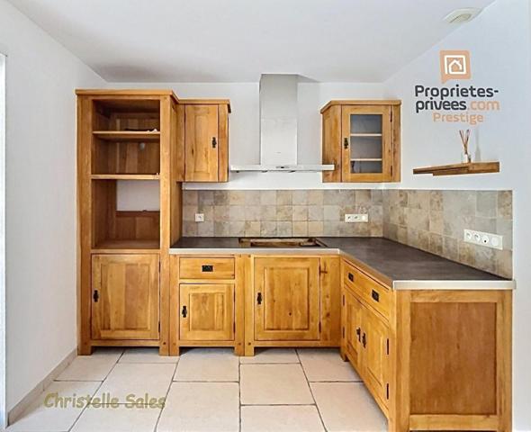 Villa  4 pièce(s) de plain-pied 135 m2 AVEC GARAGE ET PISCINE