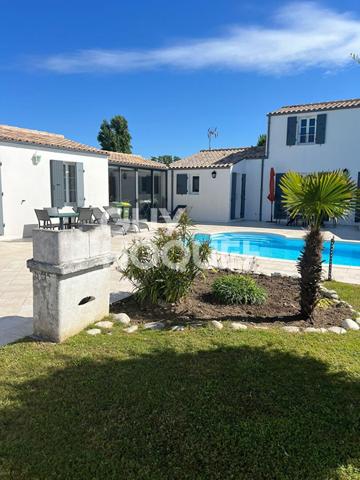 SAINT DENIS D OLERON : maison de 8 pièces (183 m²) en vente