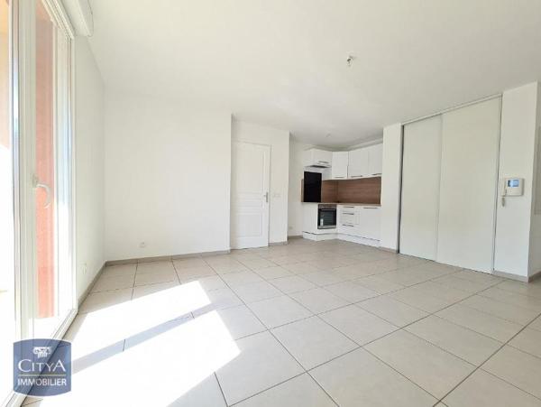 Appartement à louer 2 pièces 45.27m²