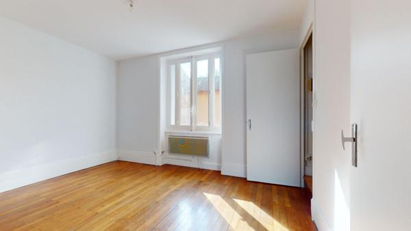 Location appartement Villefranche-sur-Saône - 3 pièce(s) - 49 m² - 650 €/mois