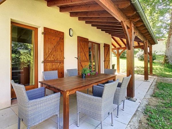 Maison dans un village de vacances à Gourdon