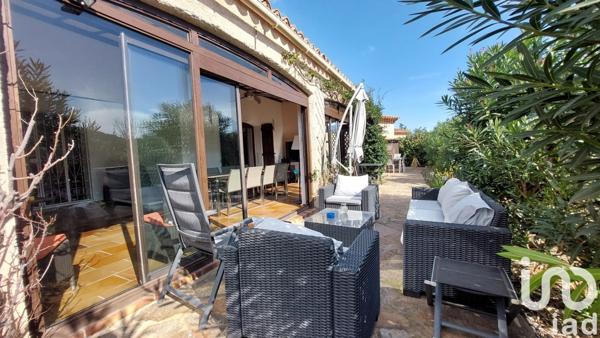 Maison traditionnelle 4 pièces de 145 m² à Hyères (83400)