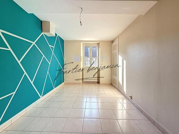 Maison lumineuse 2 chambres avec combles aménageables