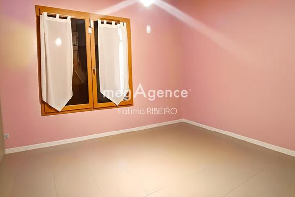 Maison à La Ferté-Gaucher, 77320 - 8 pièces 179m²