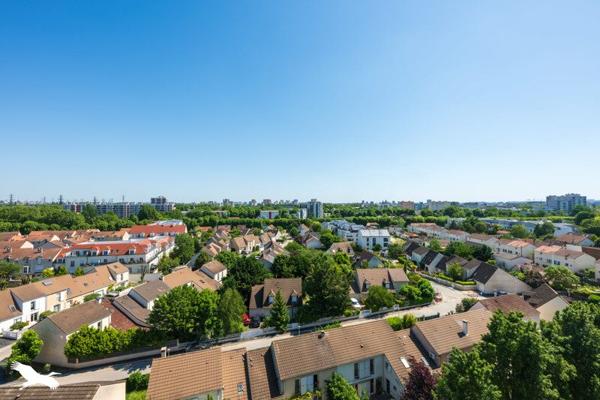 Appartement à vendre |  Villeneuve-la-Garenne |  4 pièces | 82 m²