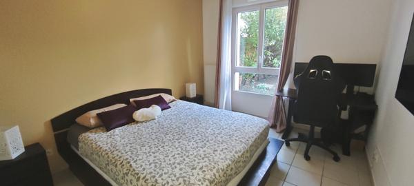 Bron (69500) Appartement T3 de 68 m² avec jardin de 70m², 2 Chambres et 1 Garage. Secteur Bron / Saint-Priest. PMR