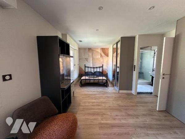 La Provence aux portes du Médoc : pour les amoureux de grands espaces, 
A vendre à Parempuyre ...