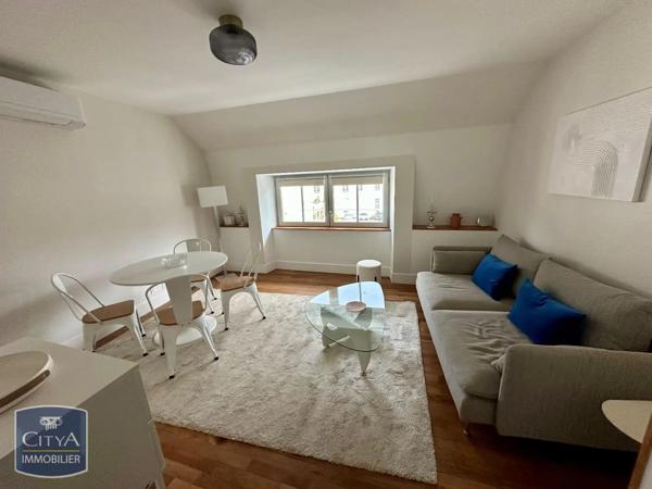 Appartement à louer 3 pièces 55.1m² Châteauroux (36000)