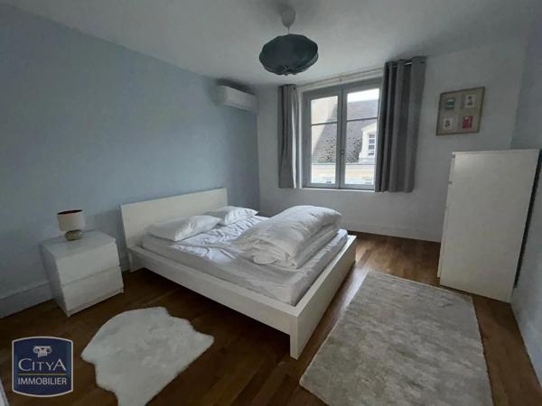 Appartement à louer 3 pièces 55.1m² Châteauroux (36000)
