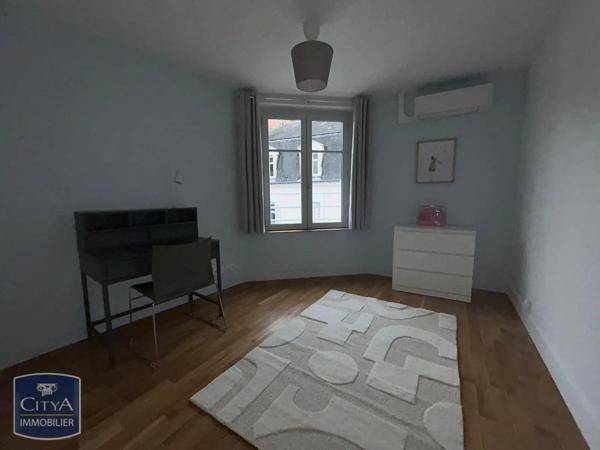 Appartement à louer 3 pièces 55.1m² Châteauroux (36000)
