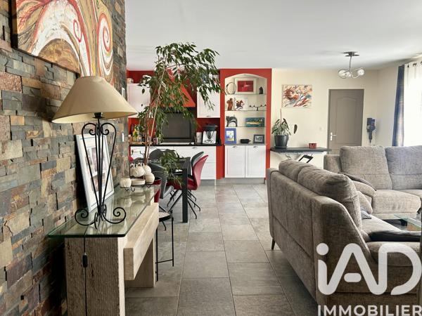 Maison à vendre 5 pièces 118 m² Pourrières