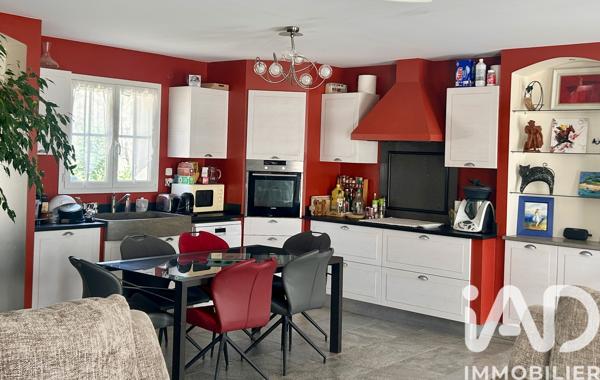Maison à vendre 5 pièces 118 m² Pourrières