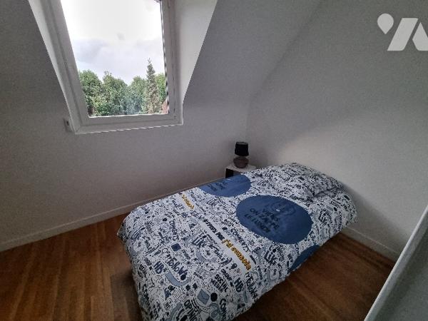 Maison d'habitation avec piscine