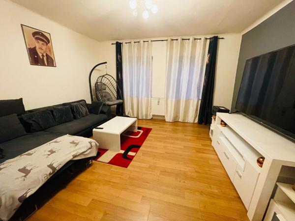 Maison fonctionnelle et bien située, prête à vous accueillir !