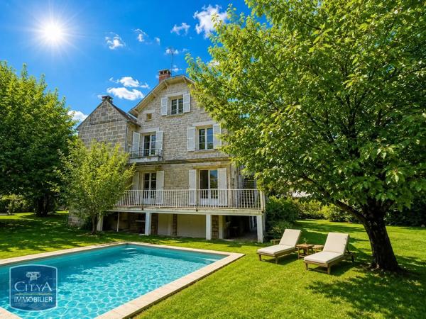 Maison à vendre 8 pièces 178m² Brive-la-Gaillarde (19100)